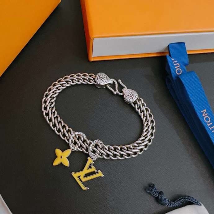 Picture of LV Bracelet _SKULVbracelet08cly3510956
